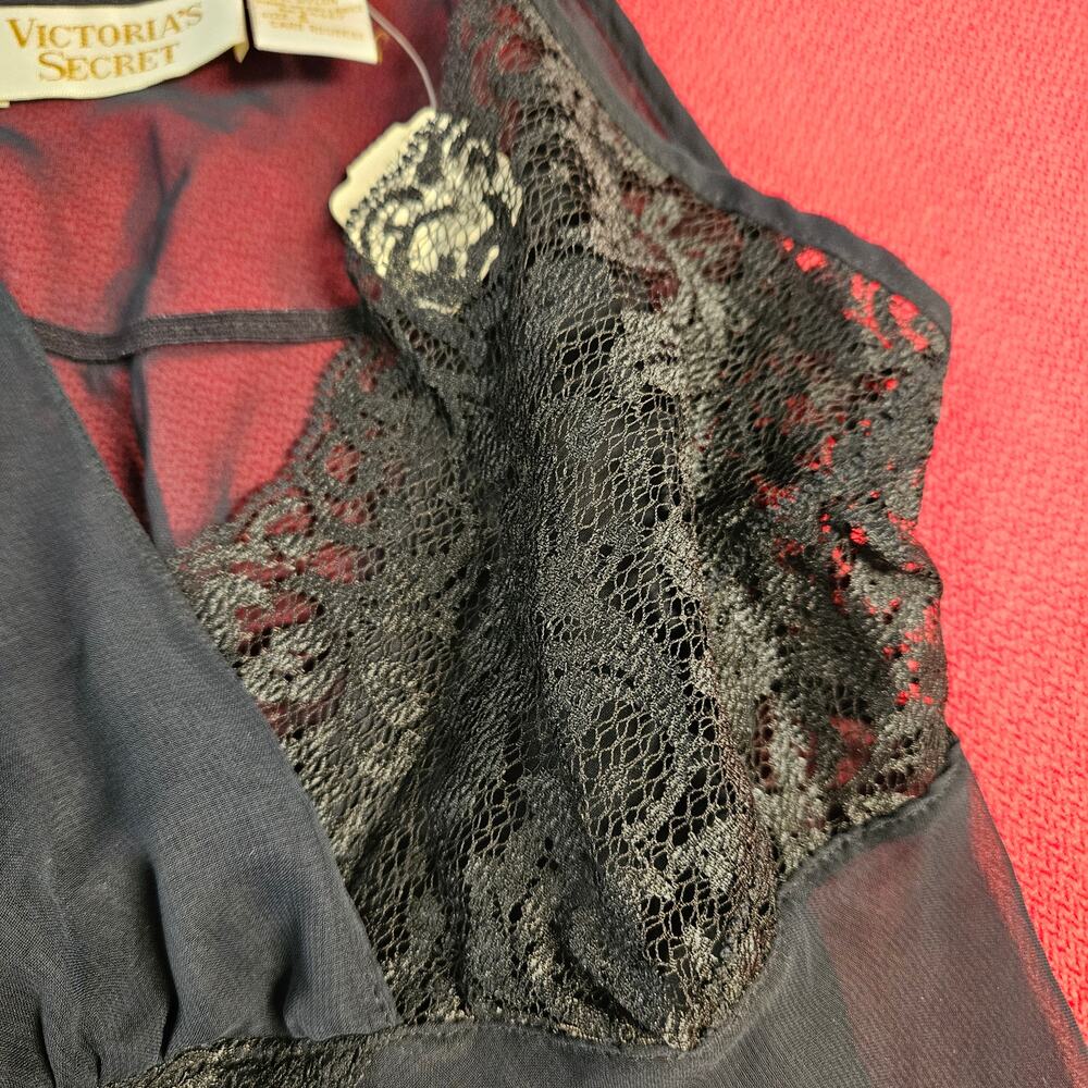 Vintage Victoria's Secret 90s black semi sheer baby doll top Small adj. straps - Picture 3 of 9